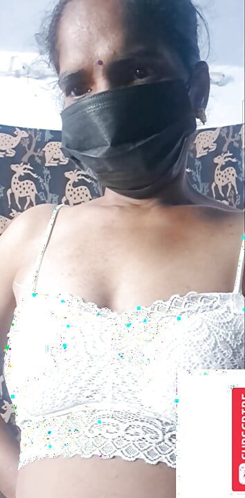 Panggilan video tante desa dengan batin putih