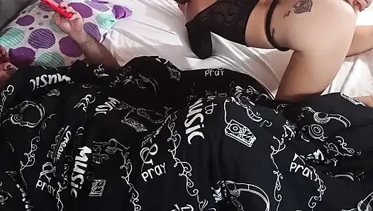 Мой любовник снимает видео со мной.