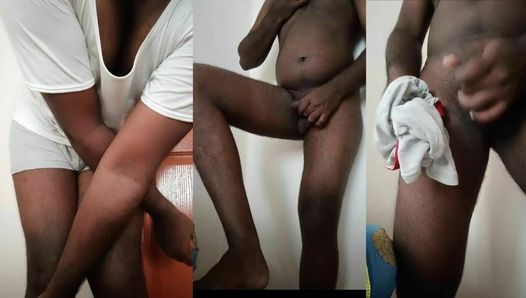 Дези индийская Mallu наслаждается мастурбацией