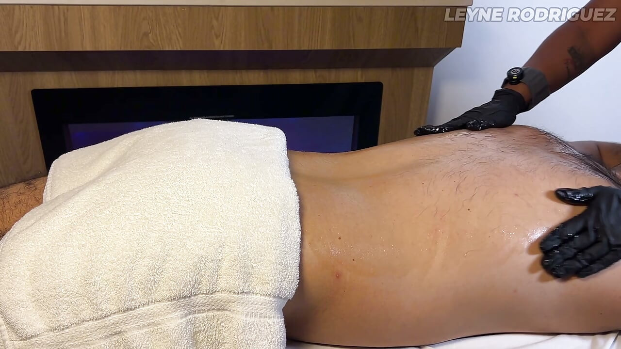 Happy Ending-massage til en heldig fan