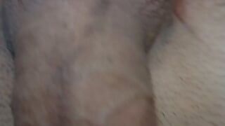Mijn hete pik masseren door een videogesprek