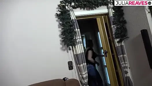 Sexy milf genießt eine 69 und wird dann zum abspritzen gefickt