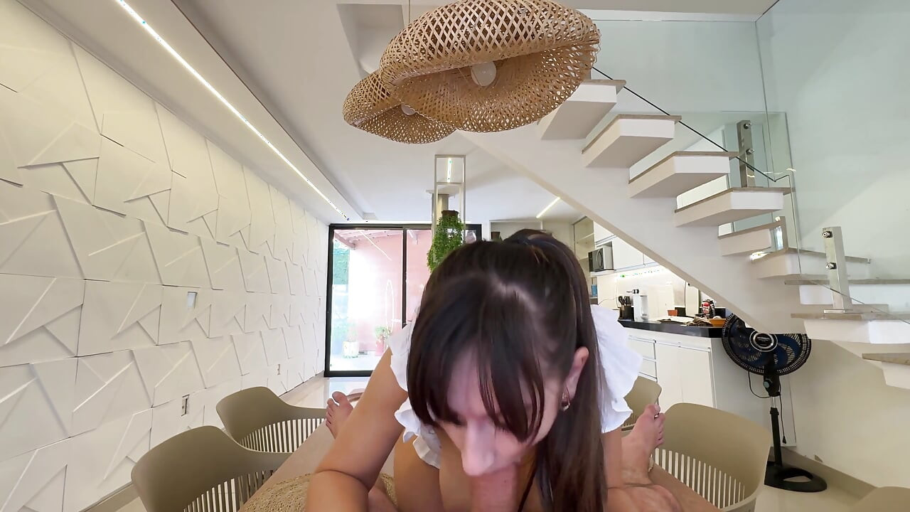 เมียสุดฮอตนมใหญ่เสิร์ฟควยหนาและน้ําเงี่ยนไหลเยิ้มแทนอาหารเย็น