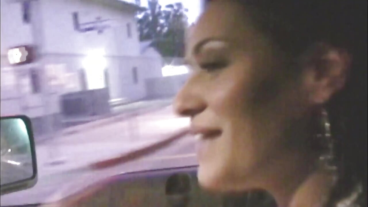 Charley Chase Get Pussy Chased by Stranger's Huge Dick