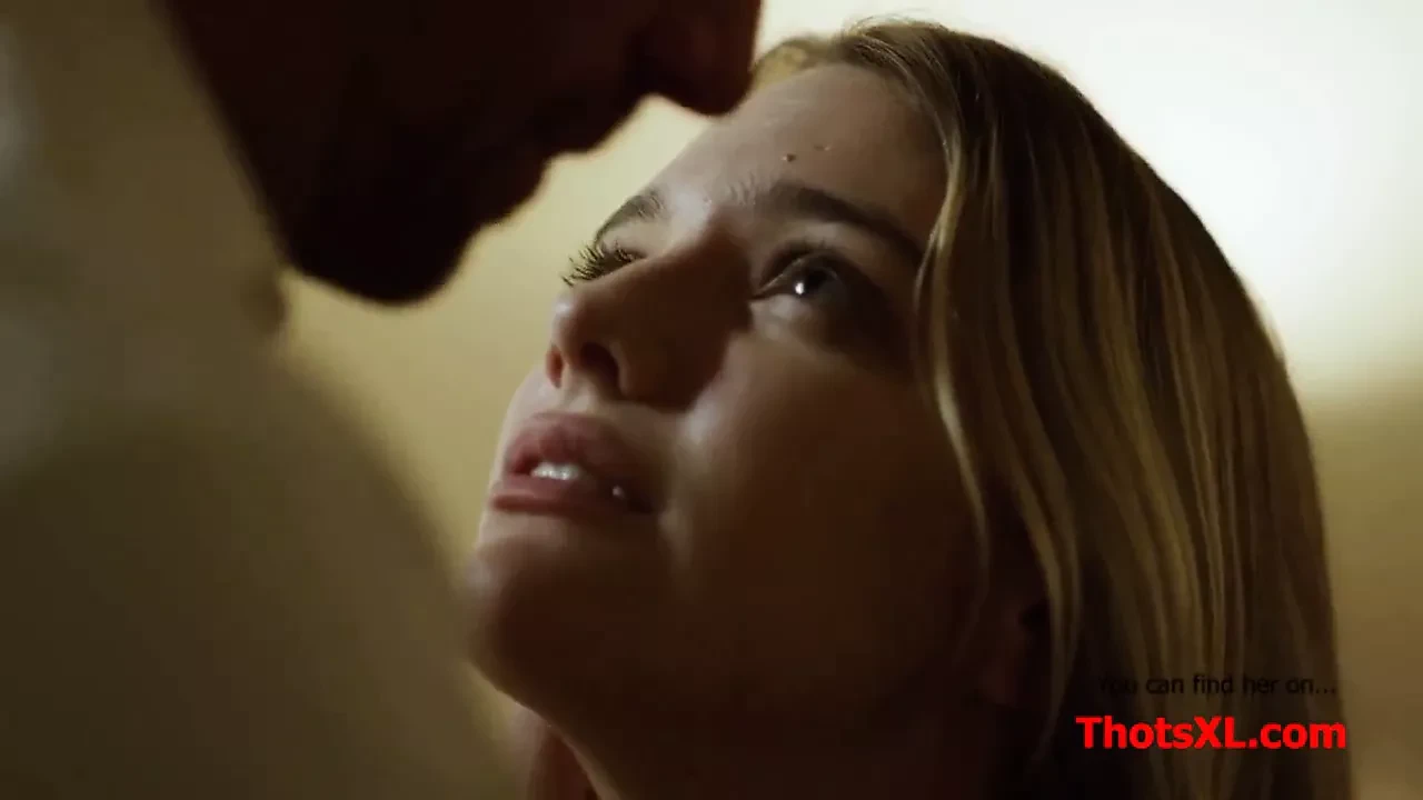 她情不自禁地操了他