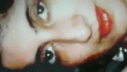 Tossertim spunks kapalı üzerinde sexyrani69 tekrar