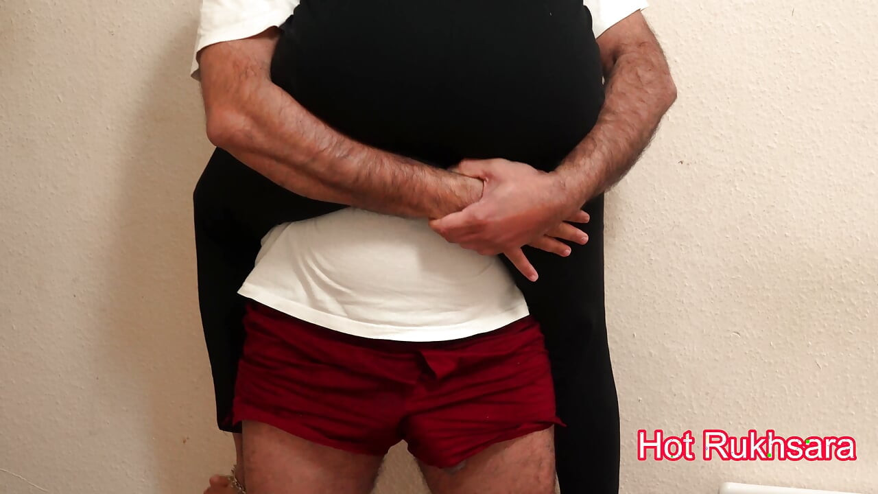 She cheated on her husband on vacation and fucked hardcore with a stranger guy in a hotel room