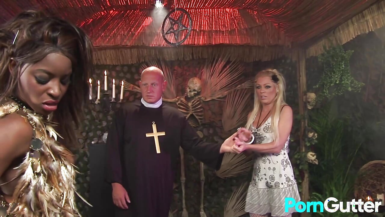 Slutty Black and Blonde Chicks Drain Their Men