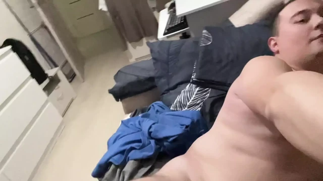 Complete Self-Satisfaction On Camera With A Good Orgasm