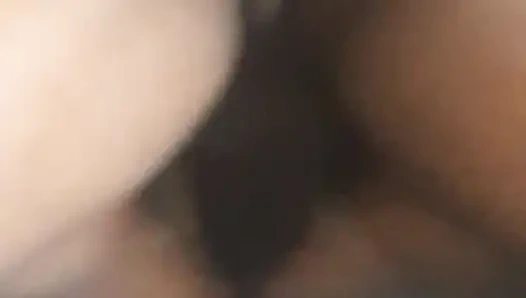 Jan жестко кончает внутрь Janet и кричит, трах