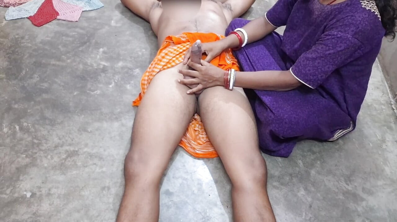 Dorps-Bhabhi neukt Desi hardcore