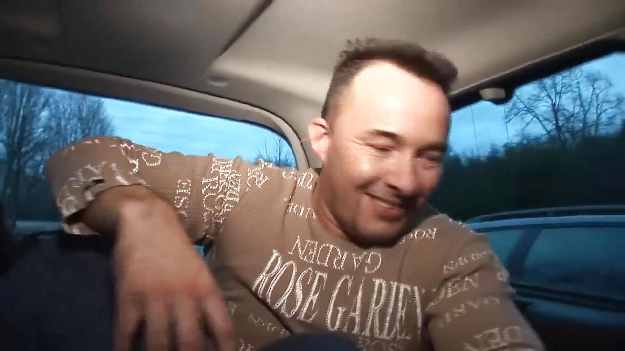 Picked up German Babe Enjoy Sucking Cock for Free Ride