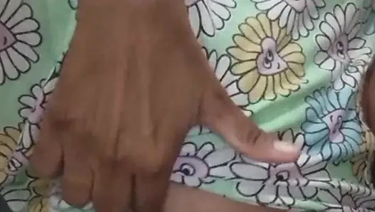 18+ College girl first time Musterbate With Her bigboobs and wet Sri Lankan Local