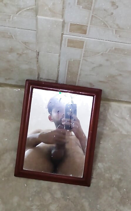 Spegel spegel på väggen, vem är den yngsta av dem alla