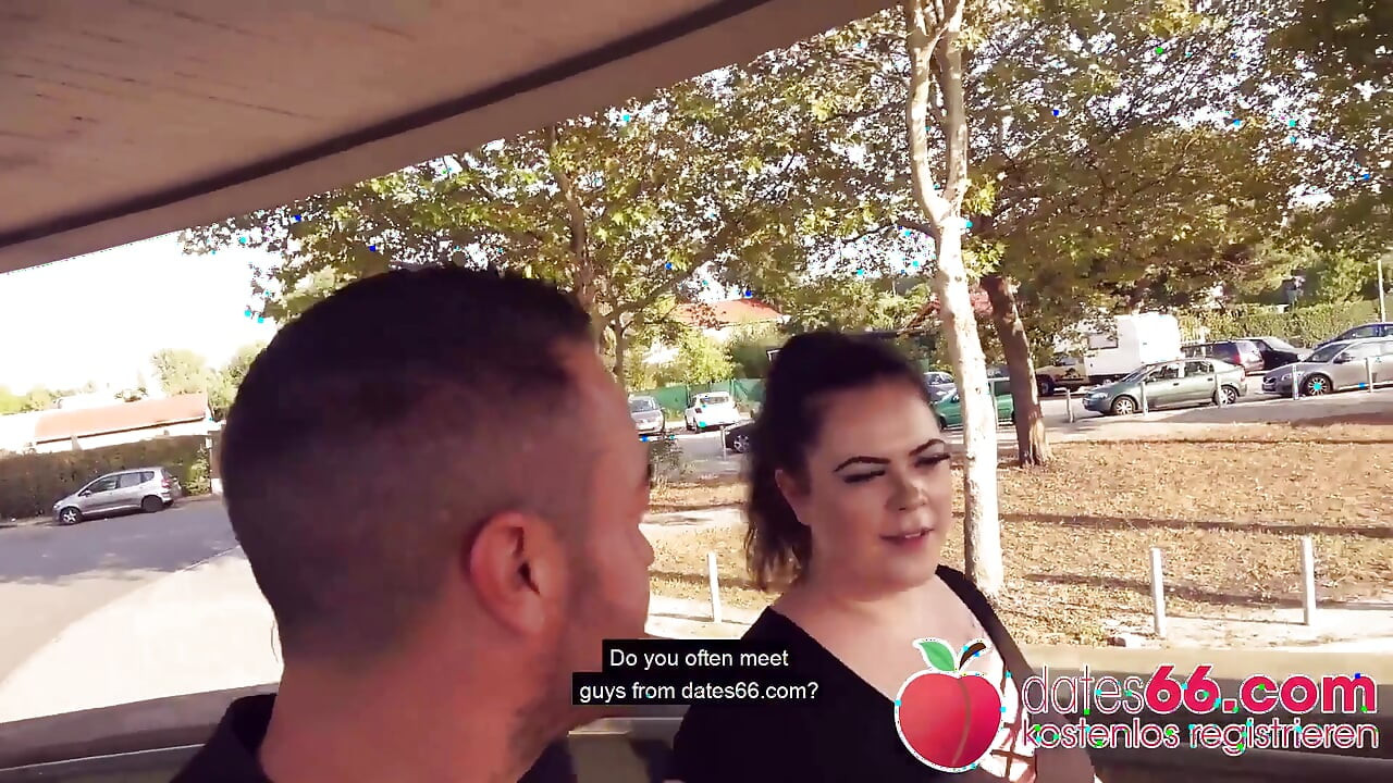 Highway fuck! Anastasiaxxx banged with cars driving by!