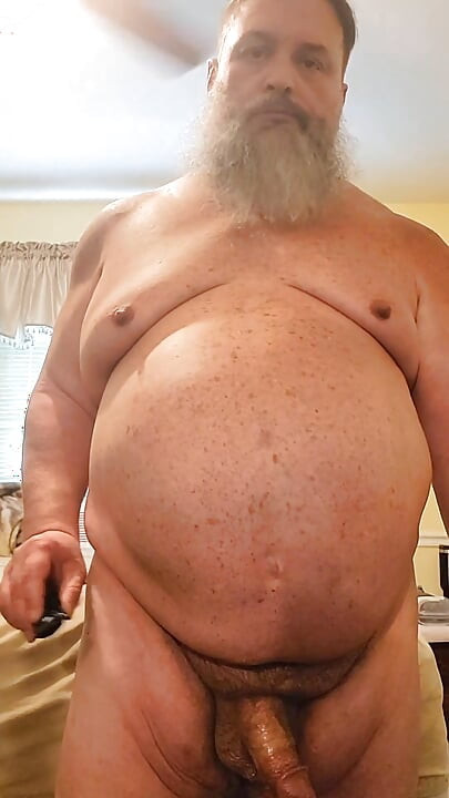Stepdaddy Bear Gets Verbal and Cums