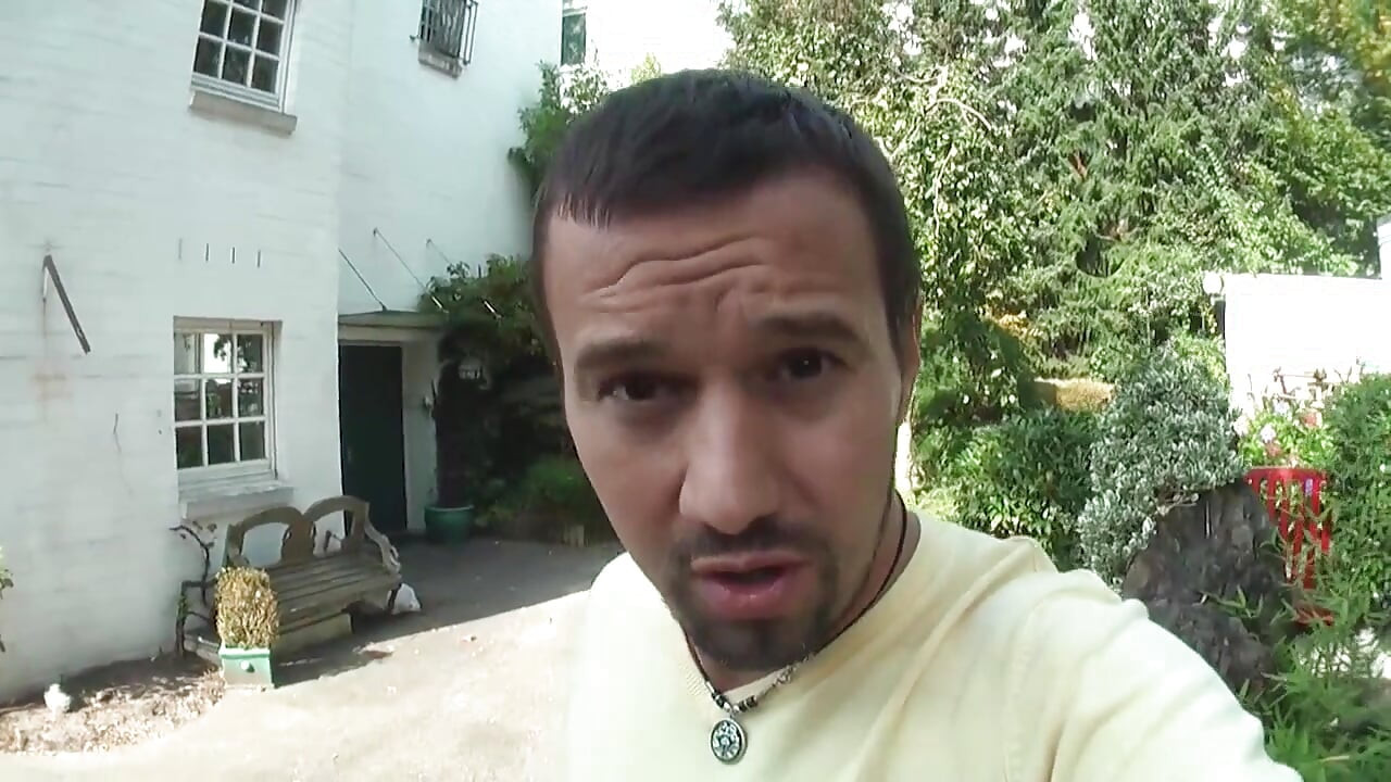 Jasmine la Rouge's hot mouth!