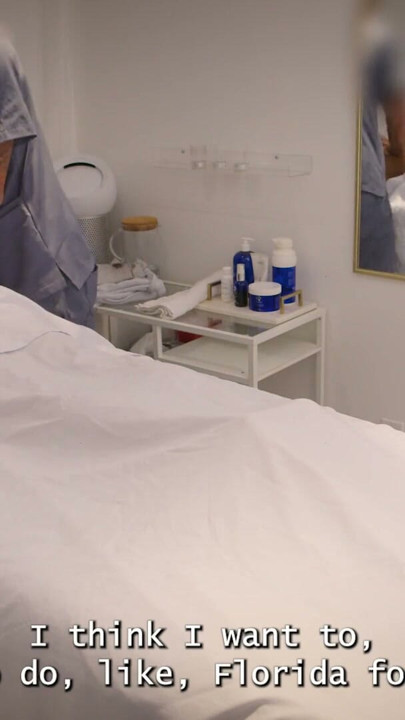 Blonde fitness model fucking her massage therapist | Clip 1