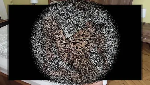 Şanslı adam iki harika genç ara sürtükle sikişiyor