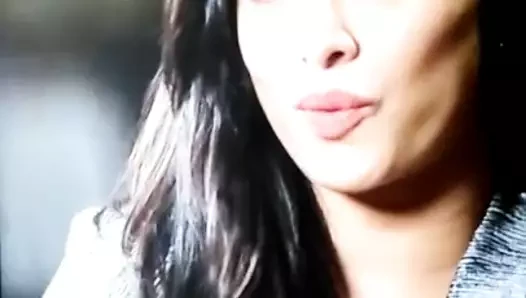 Shraddha kapoor boşalmak haraç .1