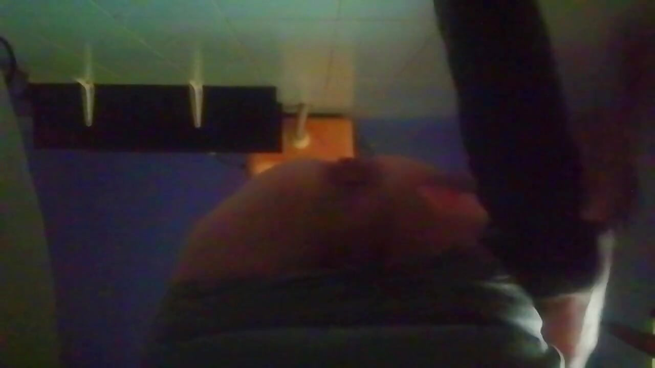 Ninu otvara guzicu u tjednu lubrikanta