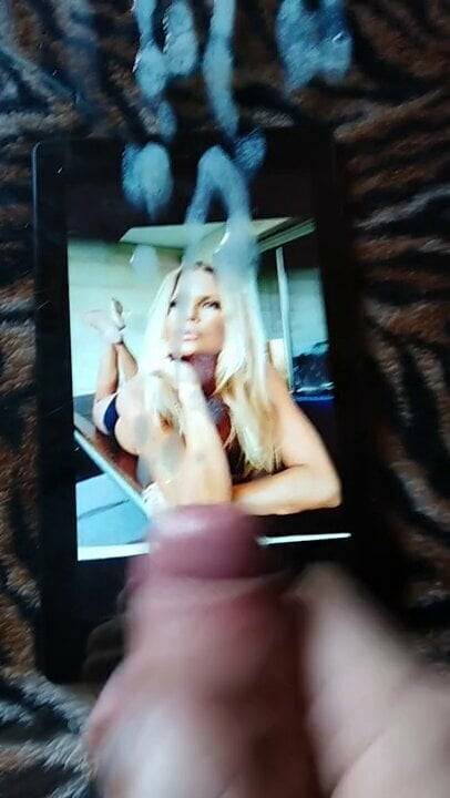Makoke cumtribute