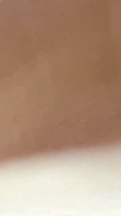 Su pija palpitante corriéndose adentro de mi concha me dio un creampie de cría, compilación de impregnación | Clip 1