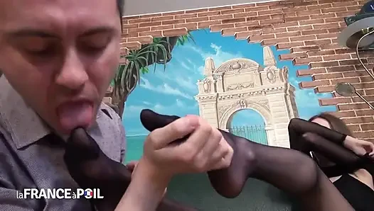 Slutty Brunette Gives up Pussy for Foot Rub