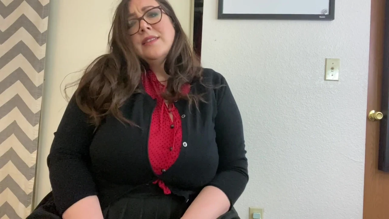 Giant teacher’s giant tits