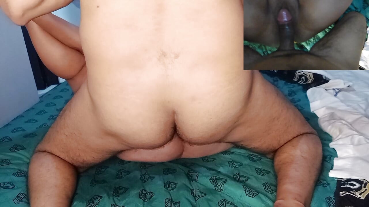این کلمبیایی بالغ آبش رو خوشمزه می‌پاشه
