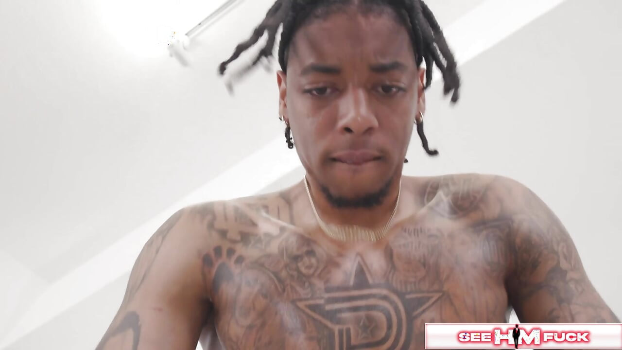 Indica Monroe monta zaddy2x polla gruesa estilo inverso durante el sexo duro!