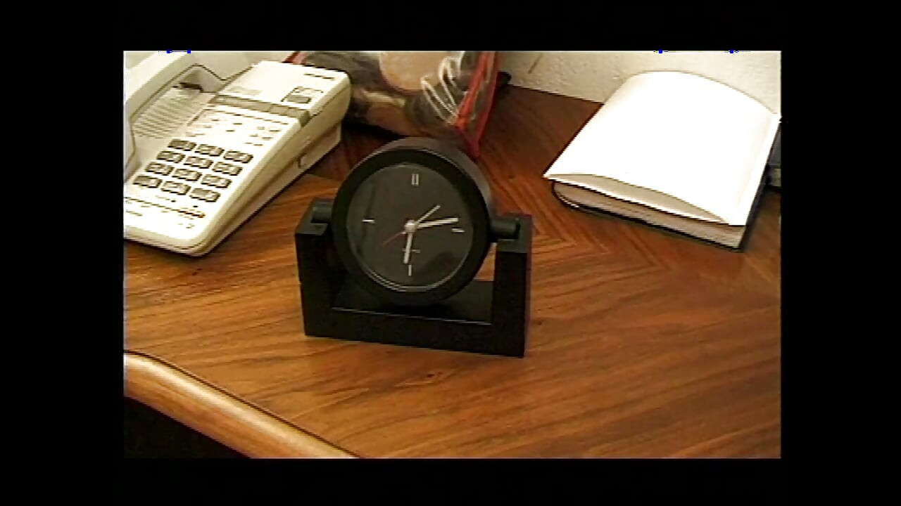 तीन कामुक लेस्बियन एक दूसरे को चोदती हैं