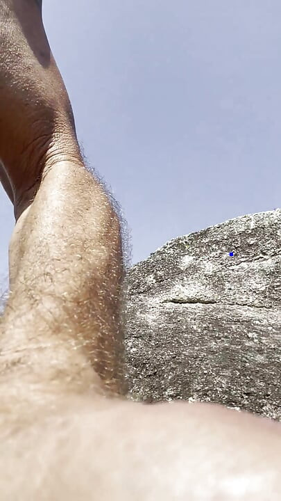 هوجوت 93 أول قش شاطئ على الشاطئ