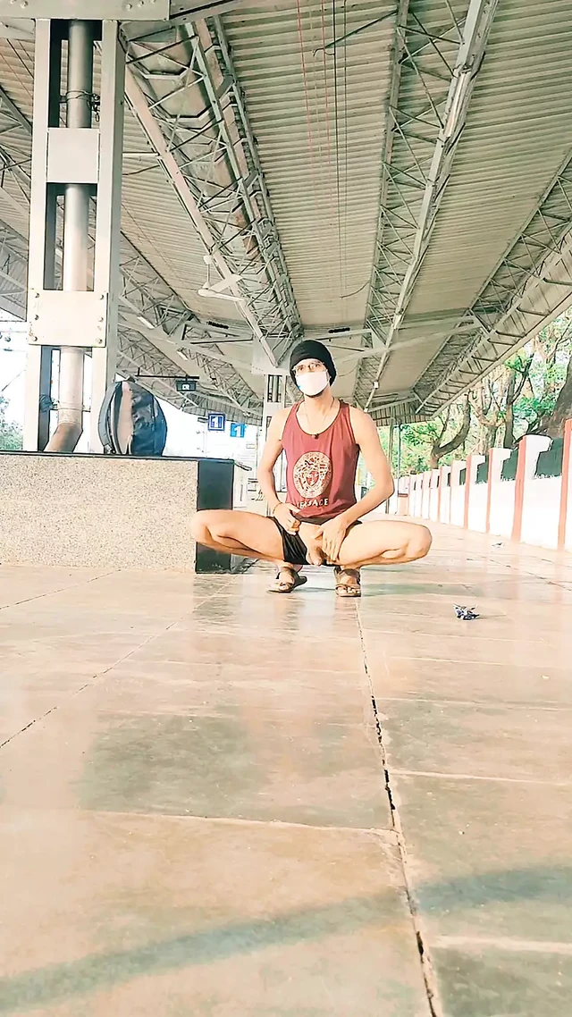 Desi sexy Hindu gay boy cumshot