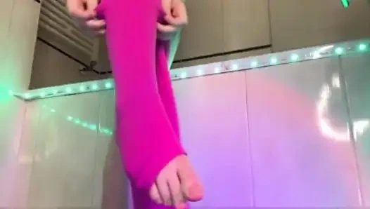 Close up fucking in the bathroom