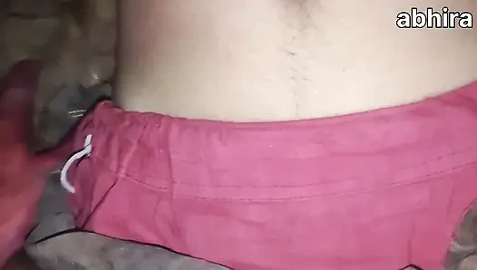 Hintli seksi baldız kocası tarafından sert sikiliyor