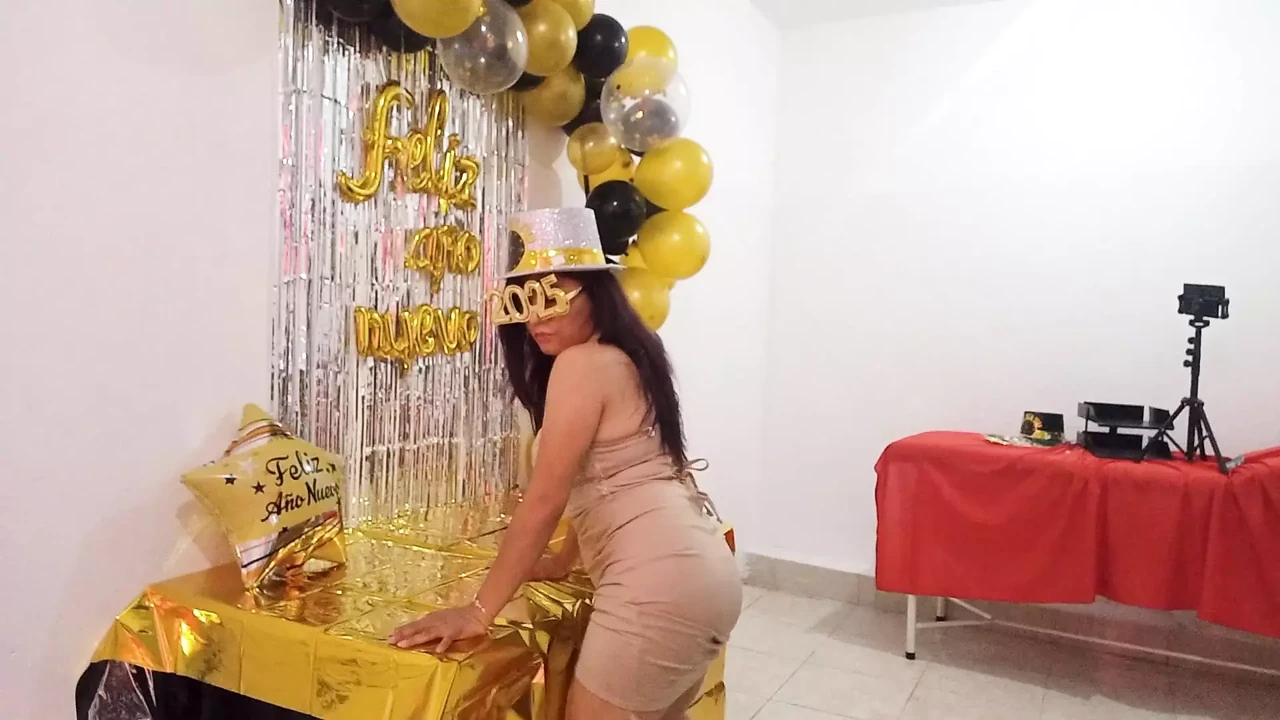 Horny stepmother sent me the pornographic video she recorded on New Year's Eve