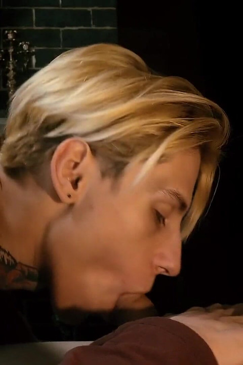 Luxurious photo studio and hot fuck in it