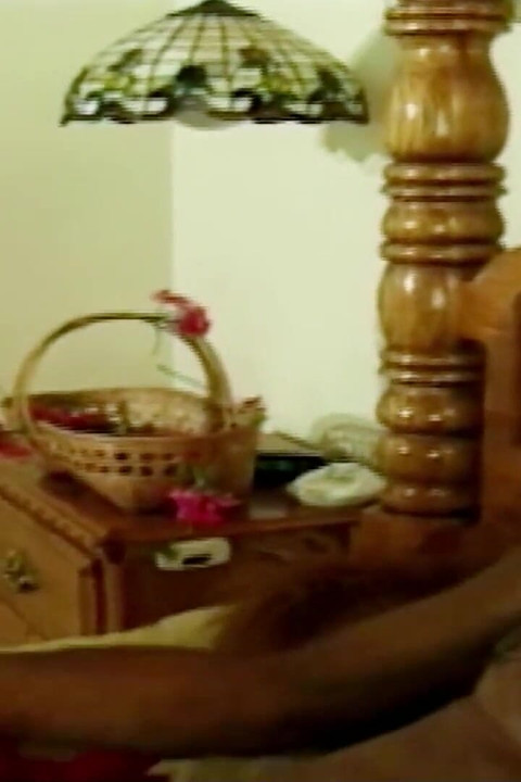 大黑屌在跨人种性爱期间用紧致的菊花操大奶子变性人