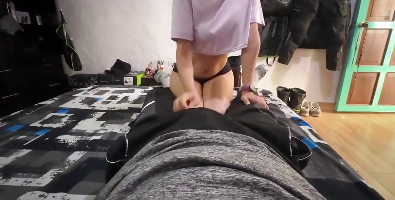 Delicious Blowjob From a Horny College Girl Eager for a Good Cock