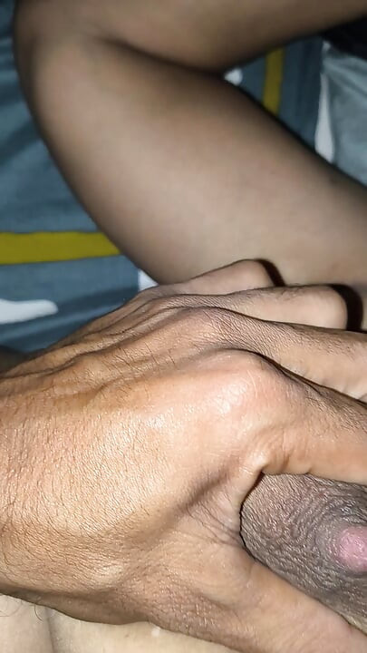 Chubby big milky boobs Bhabhi enjoying with boyfriend in bedroom at night.