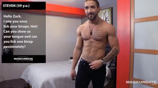 Heterosexual francés musculoso y solo en su webcam