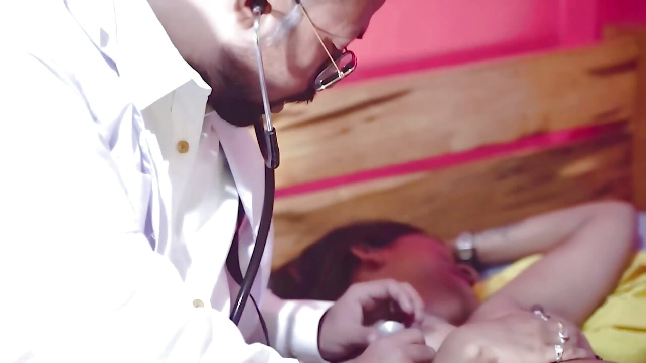 Doktor šel za pacientem a ošukal tu holku.