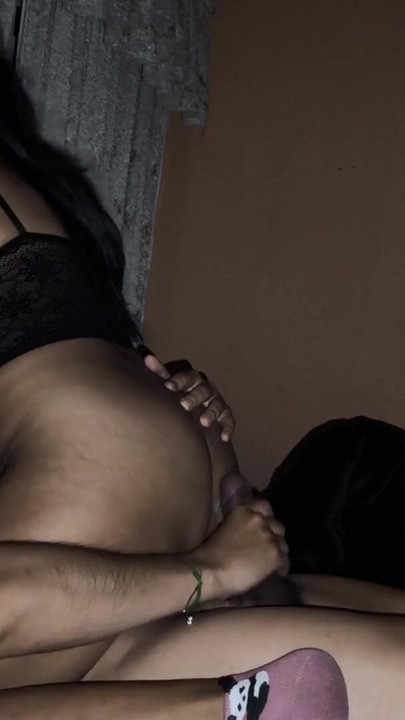 Het nieuwe kerklid zwanger maken, haar man bevredigt haar niet | Clip 3