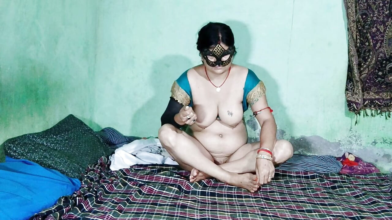 Fat gaand village aunty and lover's xxx fucking video