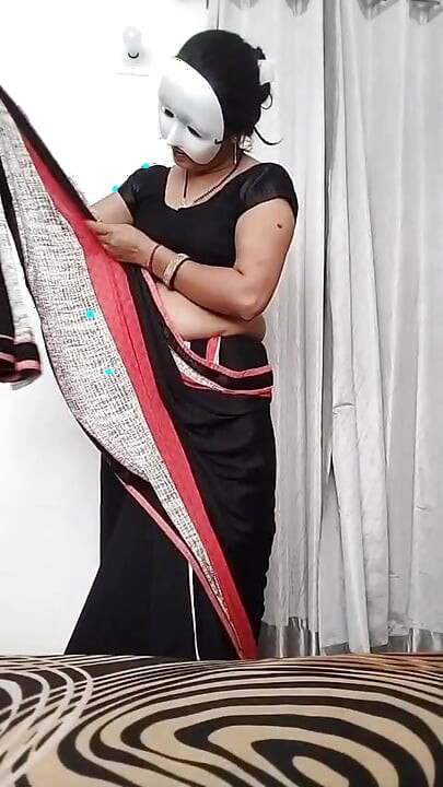 Nisha bhabhi full dance masti