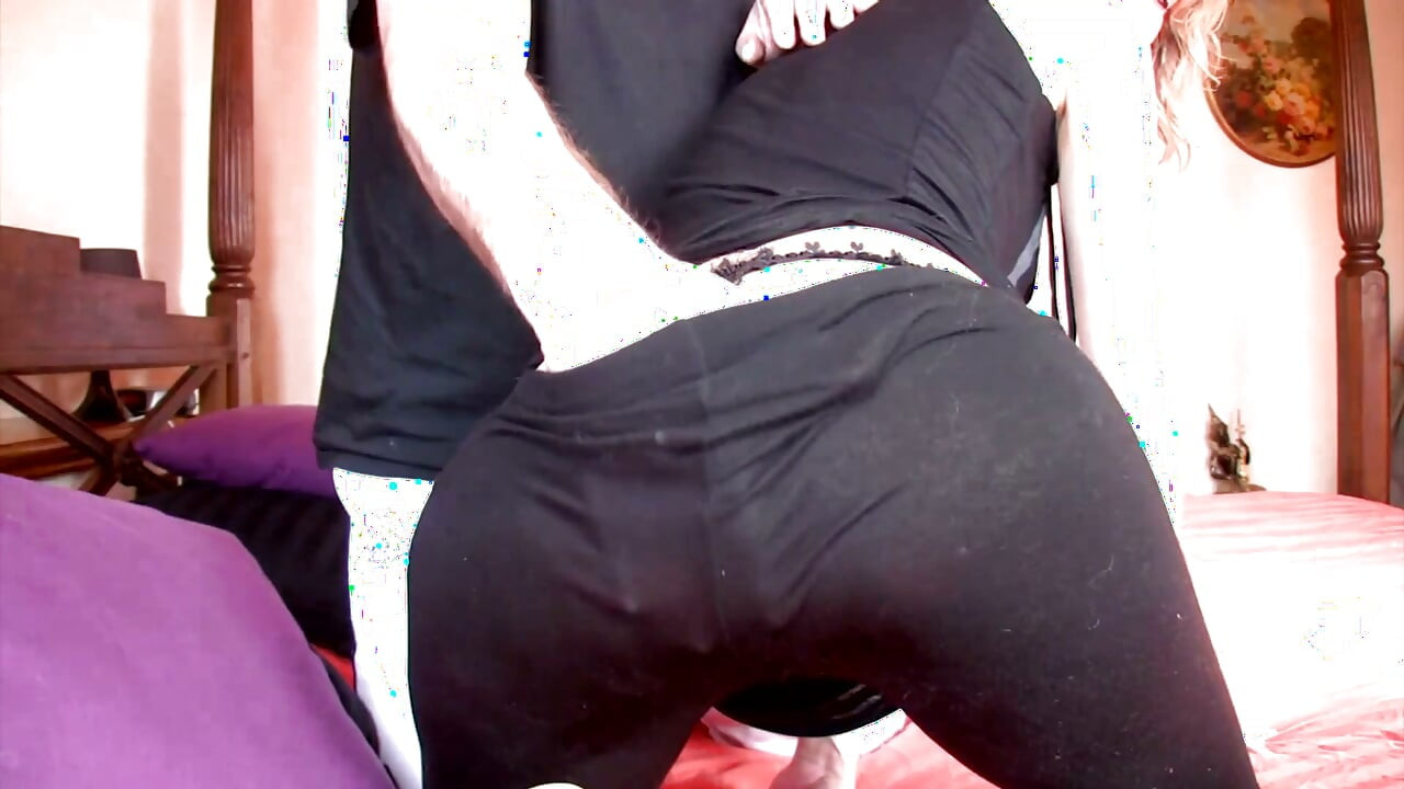 Blonde petite pussy fucking fingering
