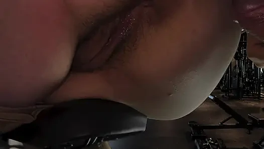 Rough sex with a stranger in the Gym and he came 2 Times.