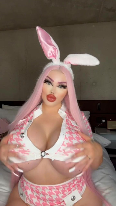 Bibi Bugatti Wirusowe Piękno Barbie