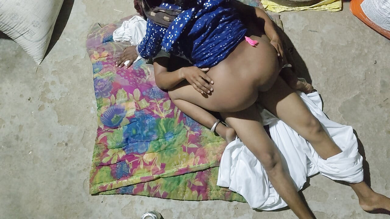 Desi dorf sexy süßes heißes körper mädchen mit großem